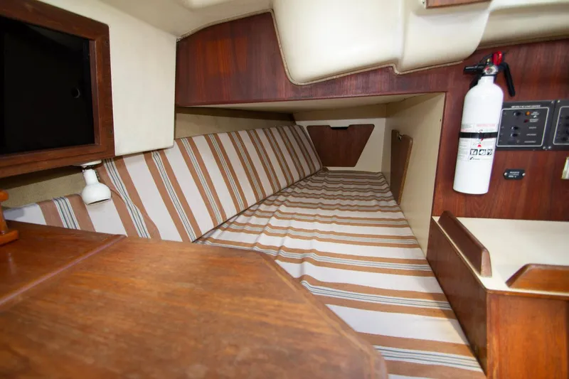 Quarterberth