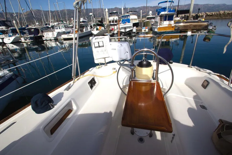 Cockpit Table