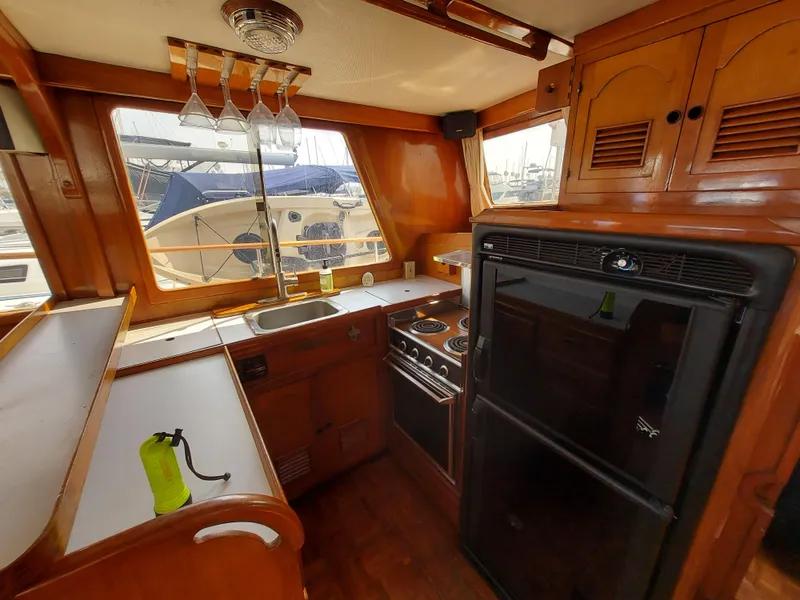 1979 CHB Aft Cabin