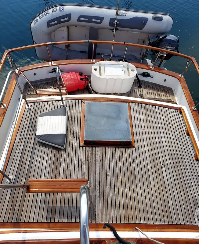 1979 CHB Aft Cabin