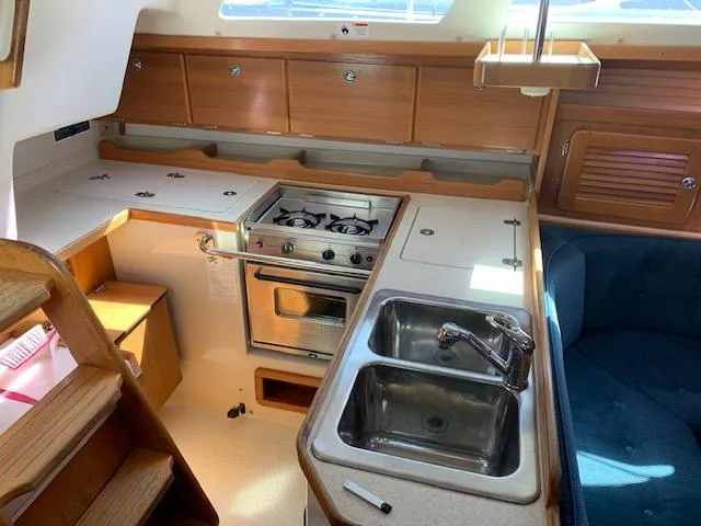 2004 Catalina 36 MkII