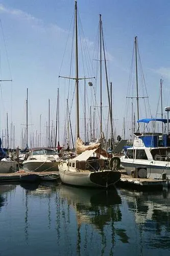 Stern & Mast 2