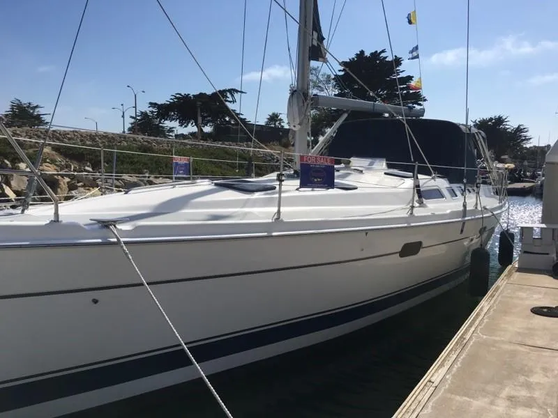 2004 Hunter 466