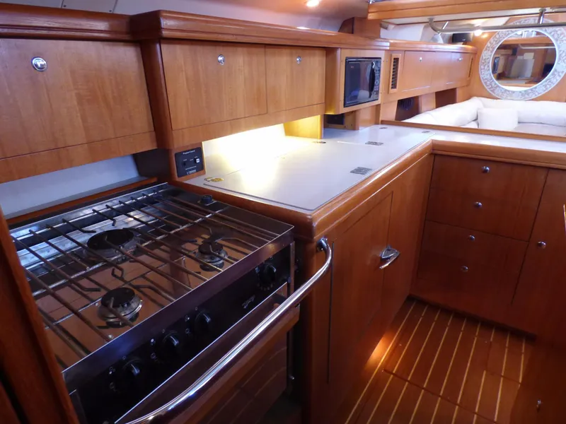 2004 Hunter 466