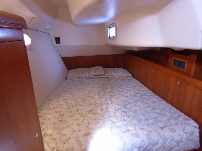 2004 Hunter 466