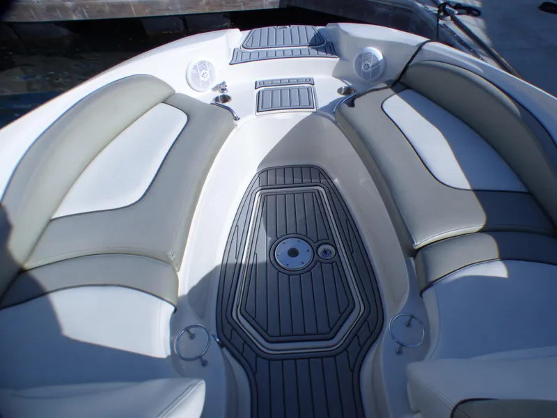 2006 Sea Ray 270 Sundeck