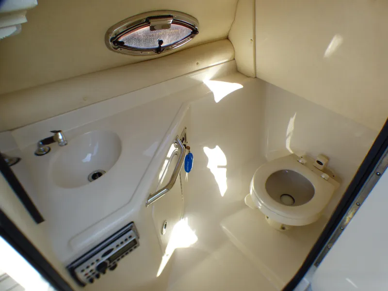 2006 Sea Ray 270 Sundeck