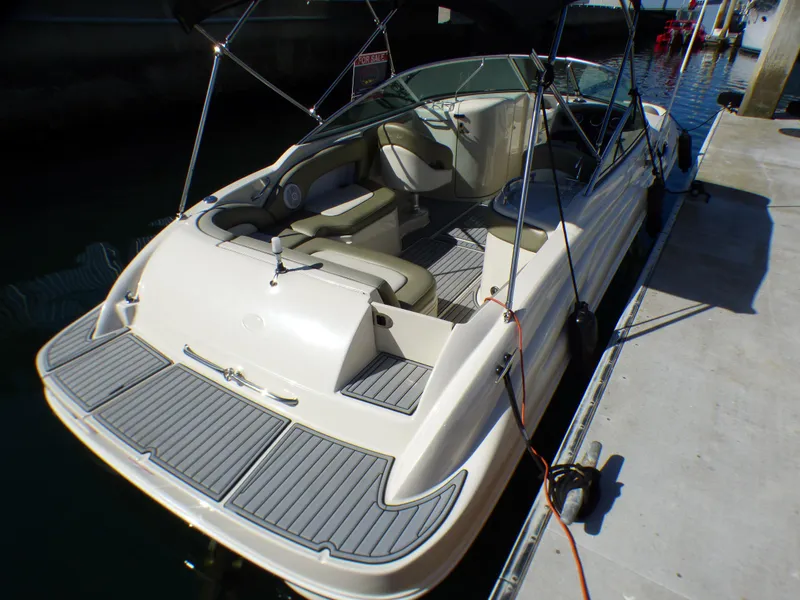 2006 Sea Ray 270 Sundeck