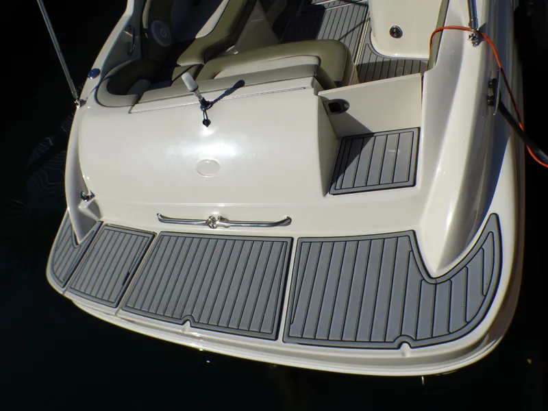 2006 Sea Ray 270 Sundeck