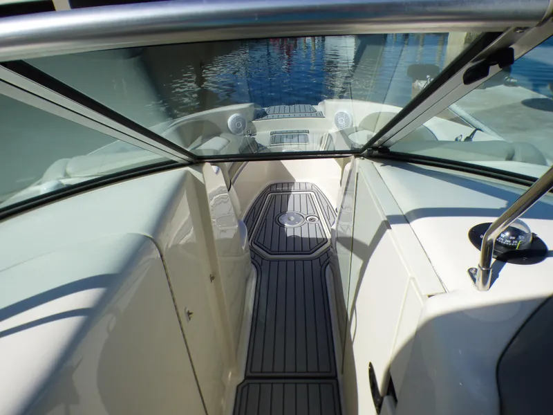 2006 Sea Ray 270 Sundeck
