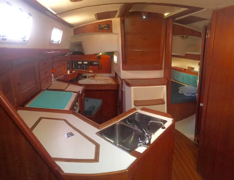 1993 Tartan 3500