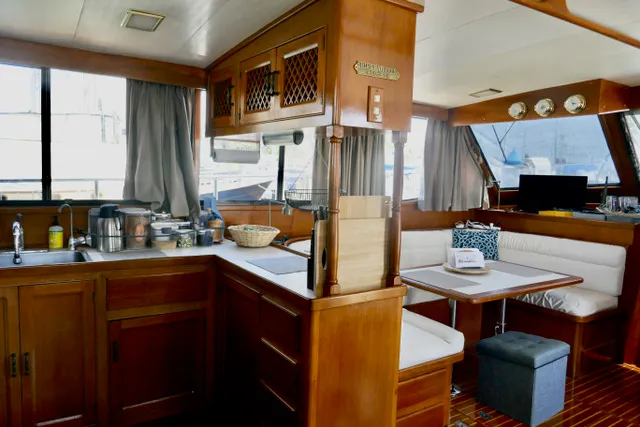 1988 Sea Ranger 46