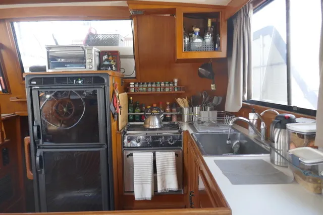 1988 Sea Ranger 46