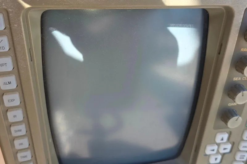Close-up of a vintage radar display on a 1978 Islander Freeport 41 yacht.