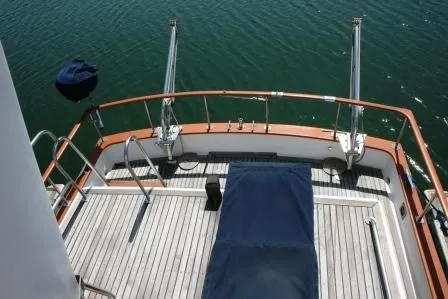 1985 CHB Aft Cabin