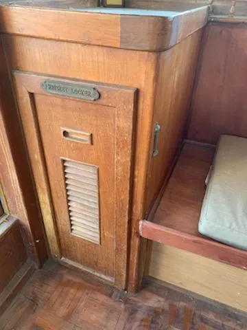 1980 Litton Sedan Trawler 41
