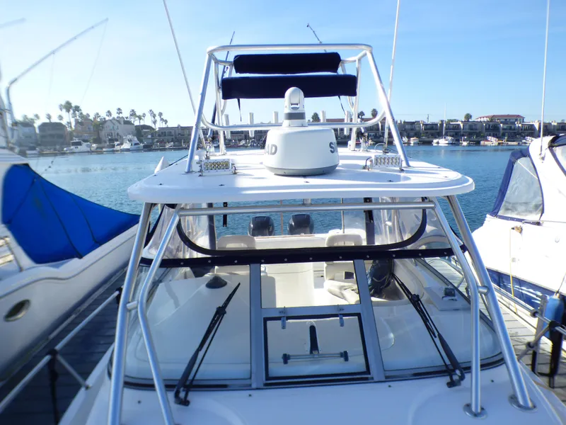 2005 Boston Whaler 305 Conquest