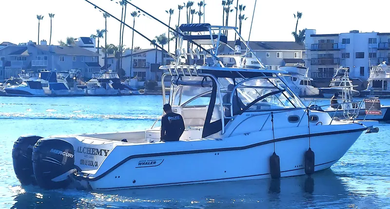 2005 Boston Whaler 305 Conquest
