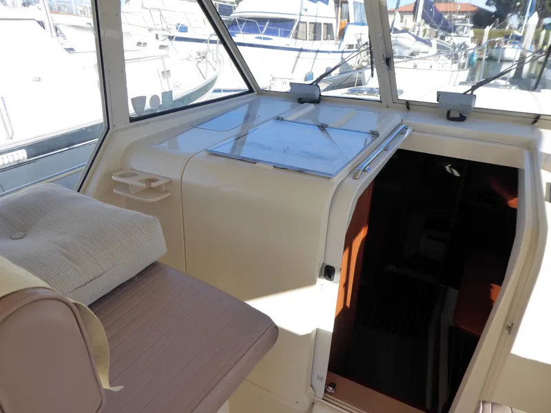 Copilot Seating