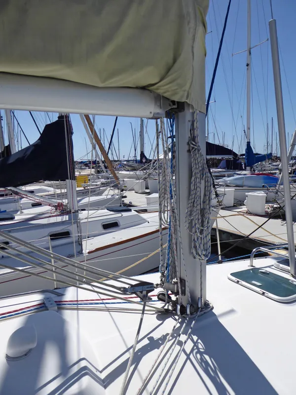 Mast, Stack pack for Main
