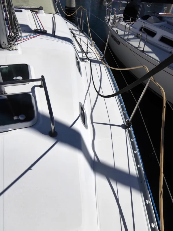 Side deck 2
