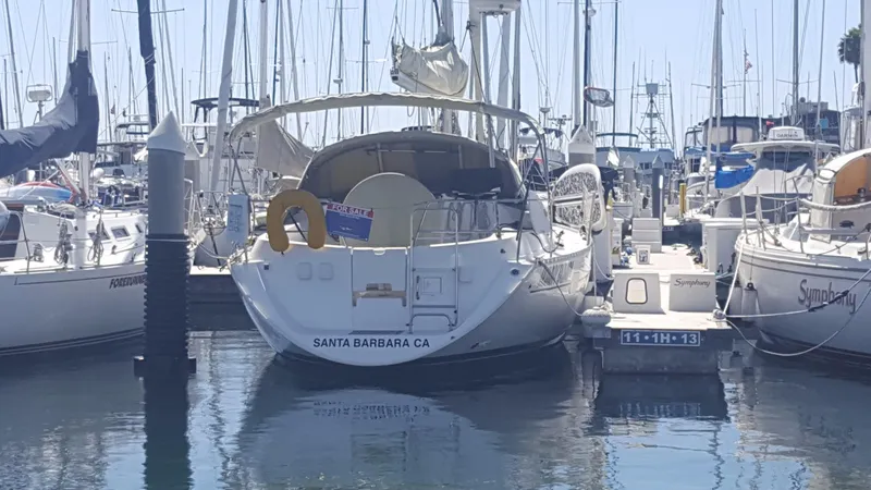 Stern in slip
