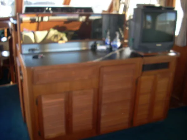 1986 Chris-Craft Constellation