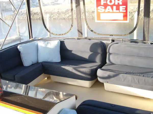 1986 Chris-Craft Constellation