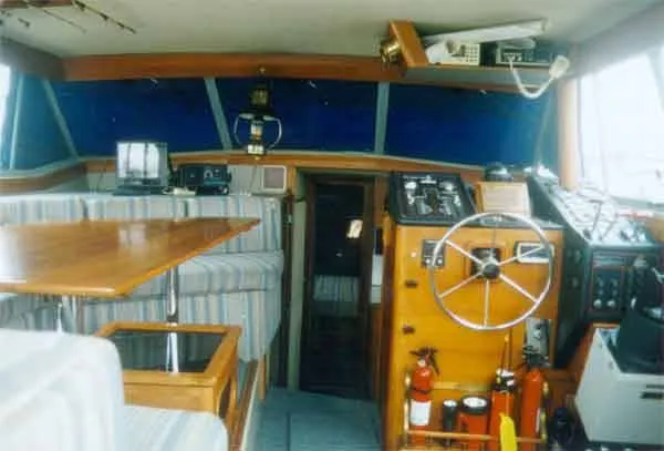 1983 Bayliner 3870 Motoryacht