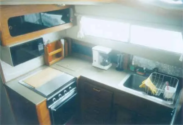 1983 Bayliner 3870 Motoryacht