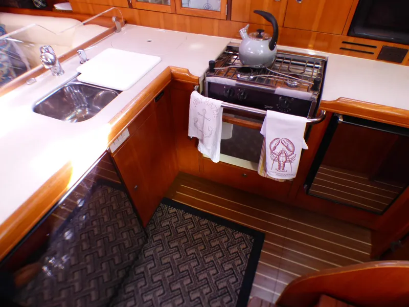 2006 Hunter Sloop