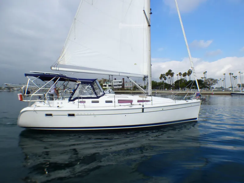 2006 Hunter Sloop