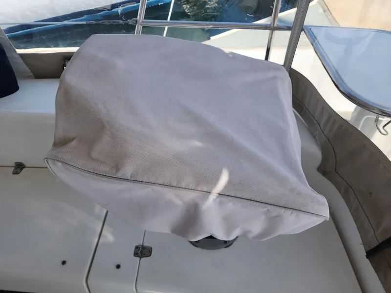 2005 Catalina 387