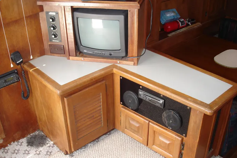TV-entertainment center