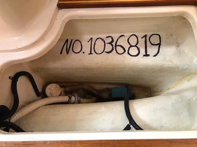 1996 Hunter Sloop