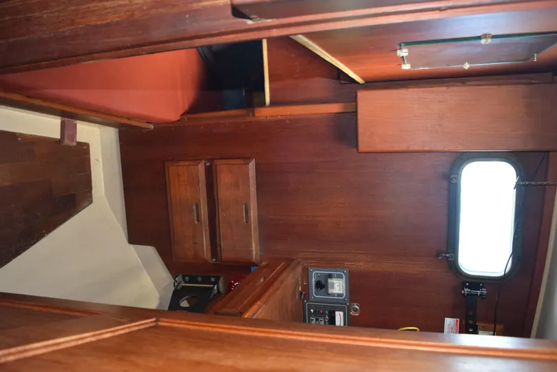 1977 Ericson 36 C