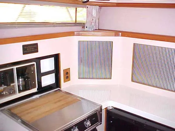1988 Sea Ray Express Cruiser