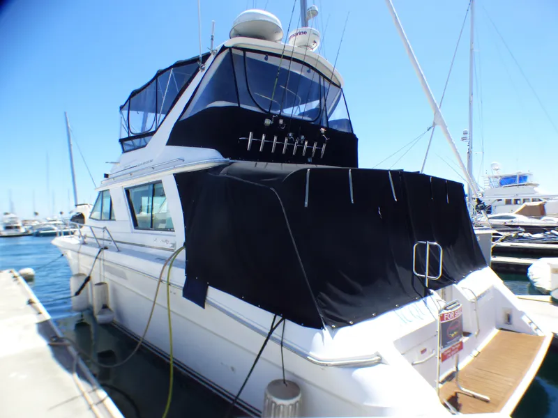 1992 Sea Ray 55 Sedan Bridge