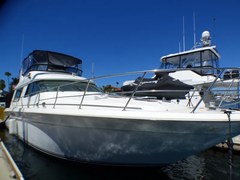 1992 Sea Ray 55 Sedan Bridge