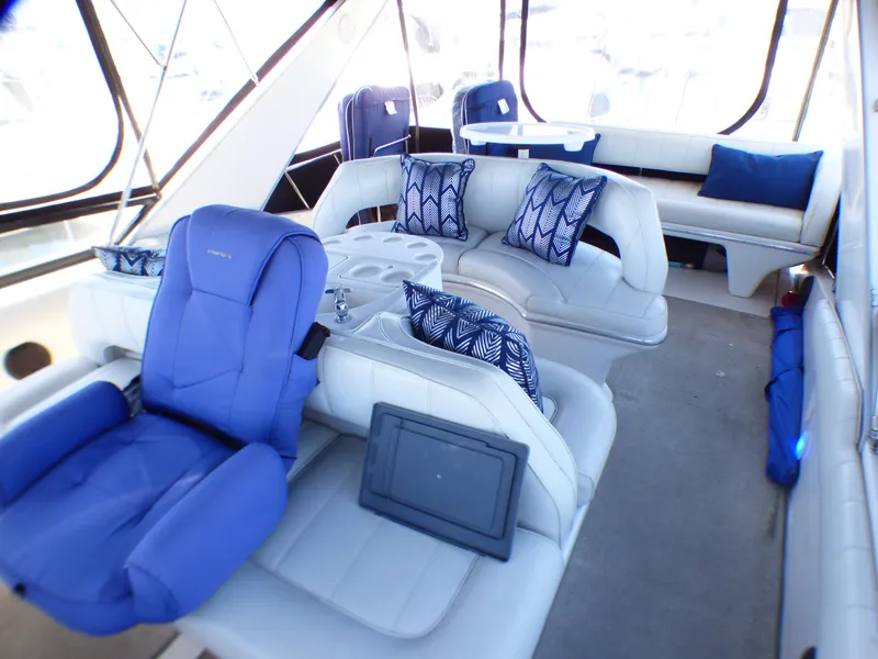 1992 Sea Ray 55 Sedan Bridge