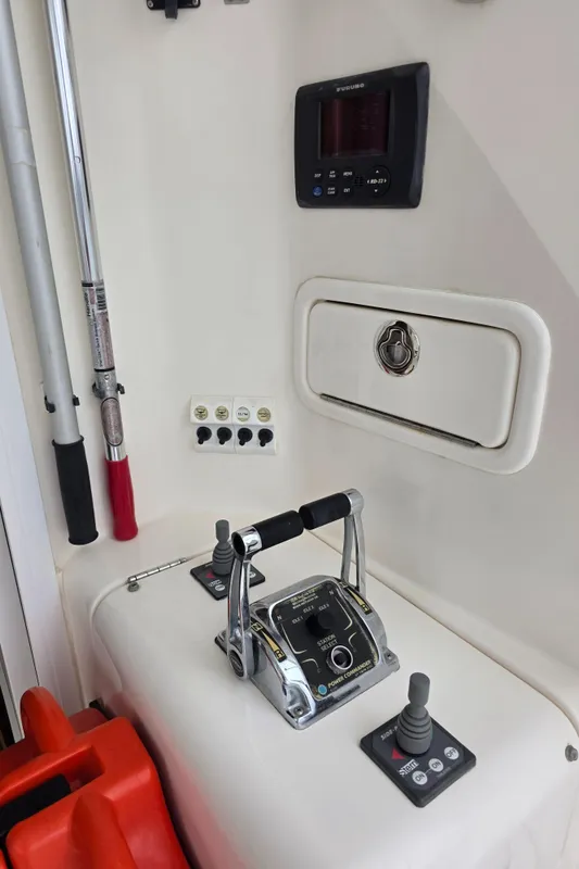 2004 Riviera 47 Flybridge