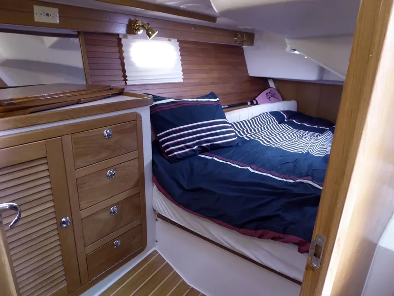 Aft berth