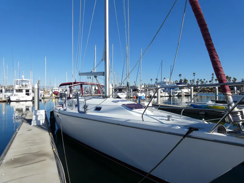 2005 Catalina 42 MkII