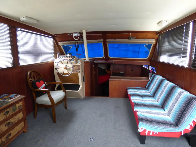 1973 Uniflite Aft Cabin