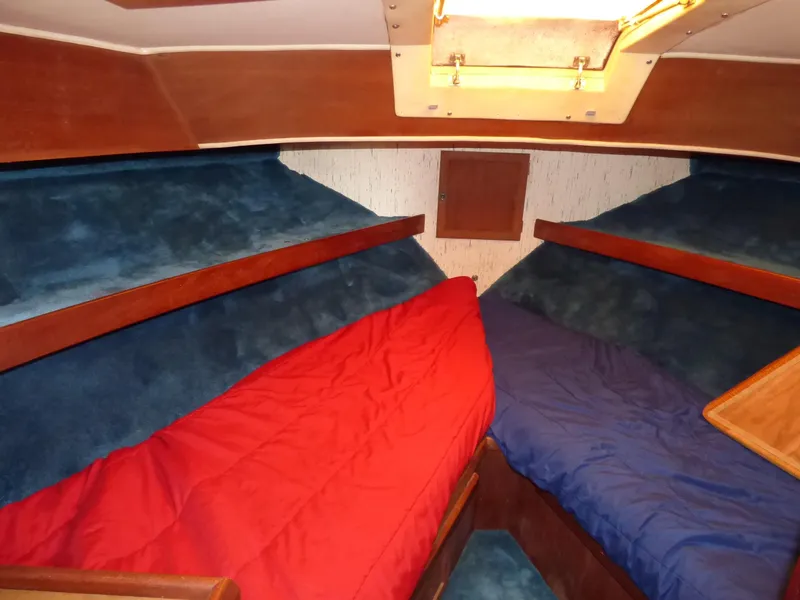 1973 Uniflite Aft Cabin