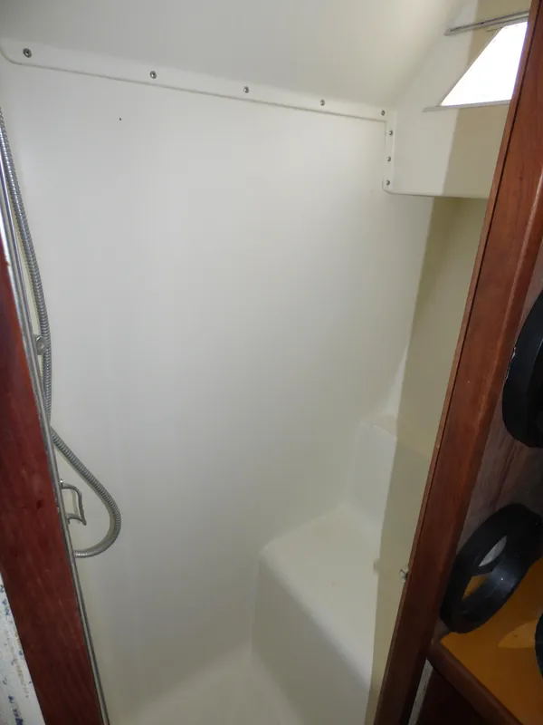 1973 Uniflite Aft Cabin
