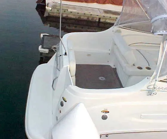 aft cockpit / swimstep