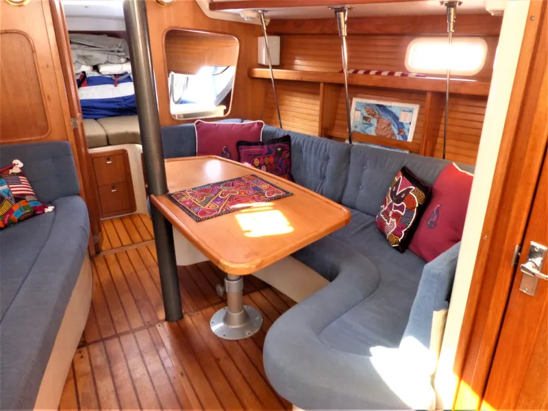1994 Catalina 320