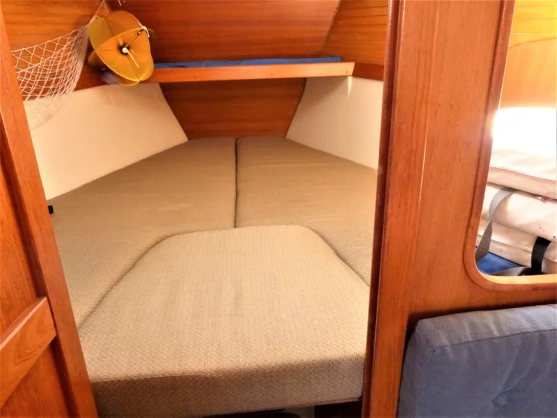 1994 Catalina 320