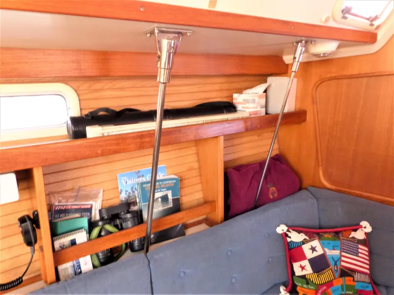 1994 Catalina 320